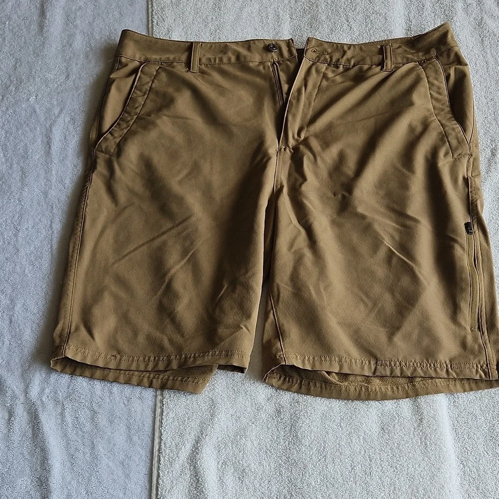 Gerry Men's Brown Chino Shorts Polyester Spandex Zip Button Pockets Logo